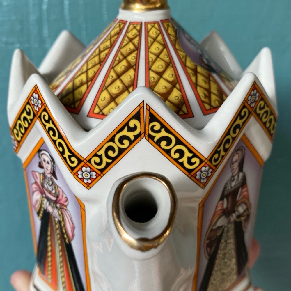 King Henry VIII and his 6 wives vintage Sadler Teapot - Picture 3 of 9